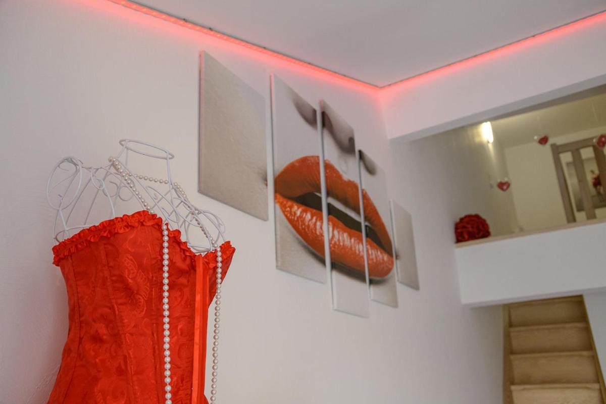 Love Room - Suite Romantique Avec Spa Privatif Le Puy-en-Velay Экстерьер фото