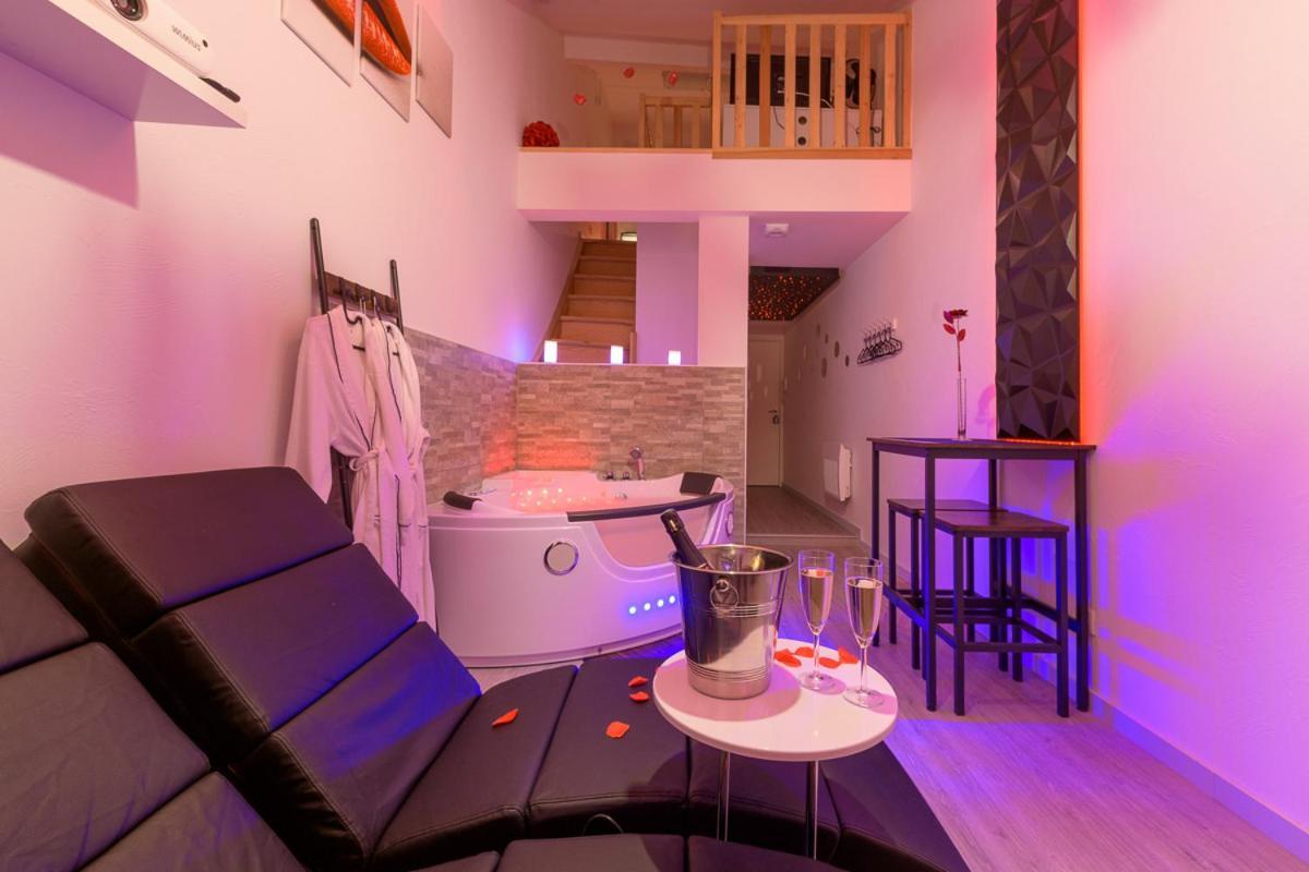 Love Room - Suite Romantique Avec Spa Privatif Le Puy-en-Velay Экстерьер фото